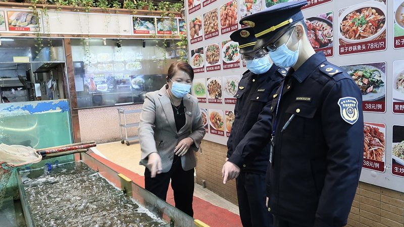 火锅底料贴牌与自产：揭秘背后的差异
